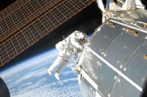 История строительства космических станций. От «Салюта» до МКС История строительства космических станций. От «Салюта» до МКС
